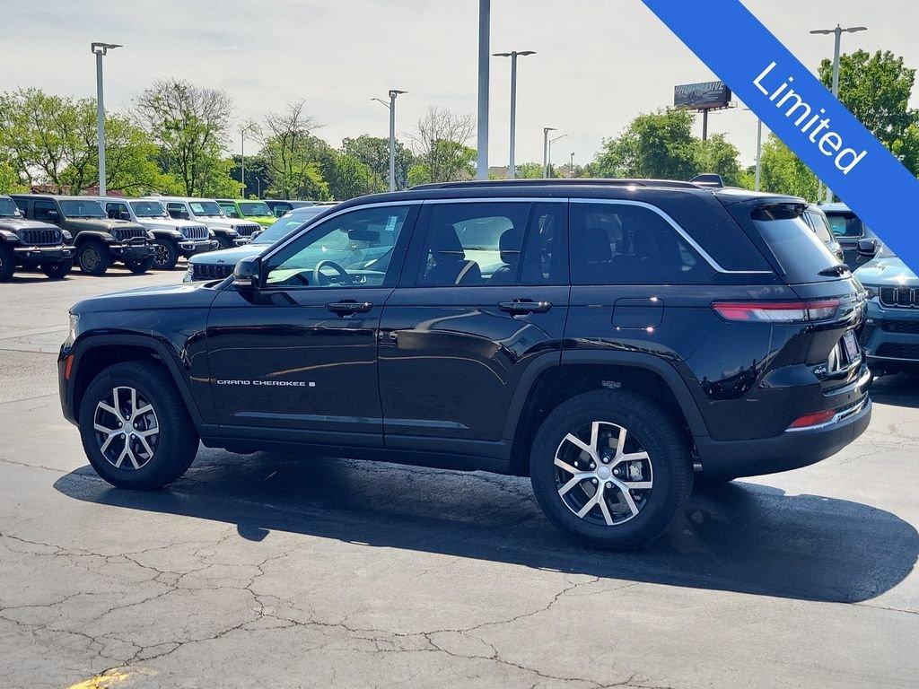 used 2025 Jeep Grand Cherokee car, priced at $40,899