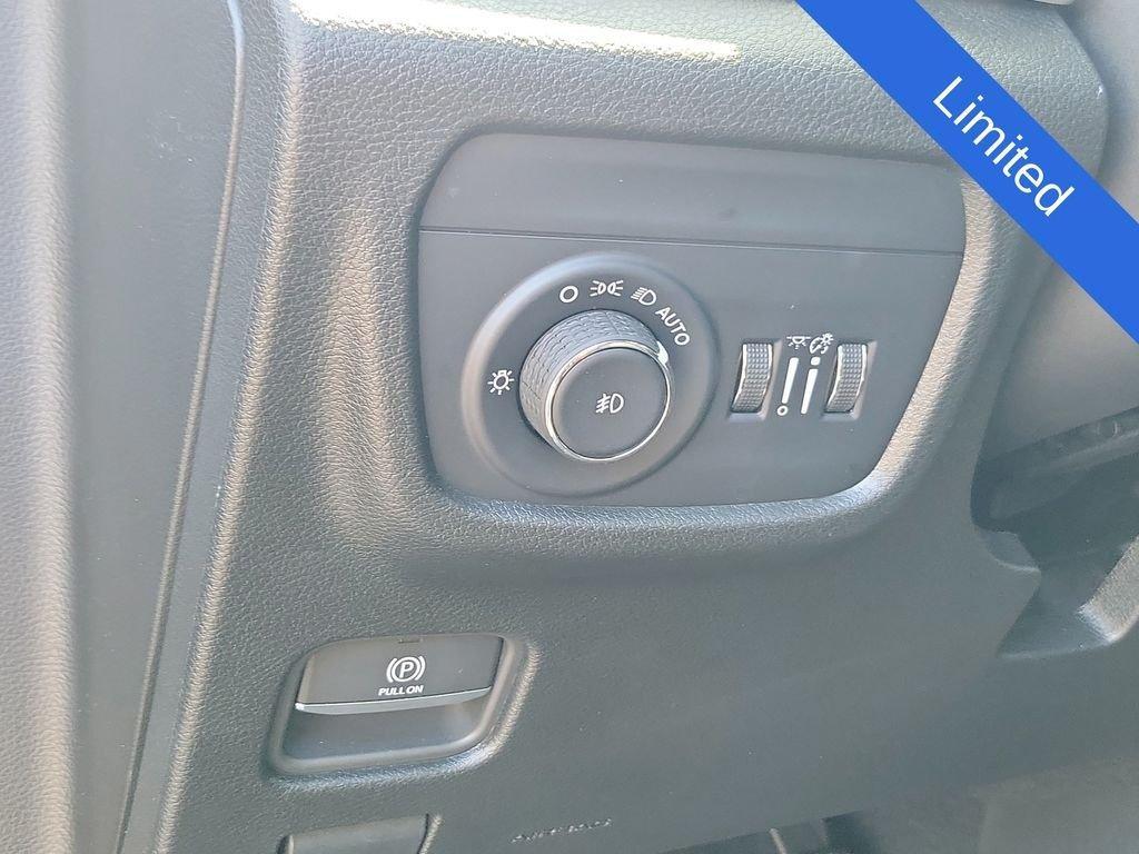 used 2025 Jeep Grand Cherokee car, priced at $40,899
