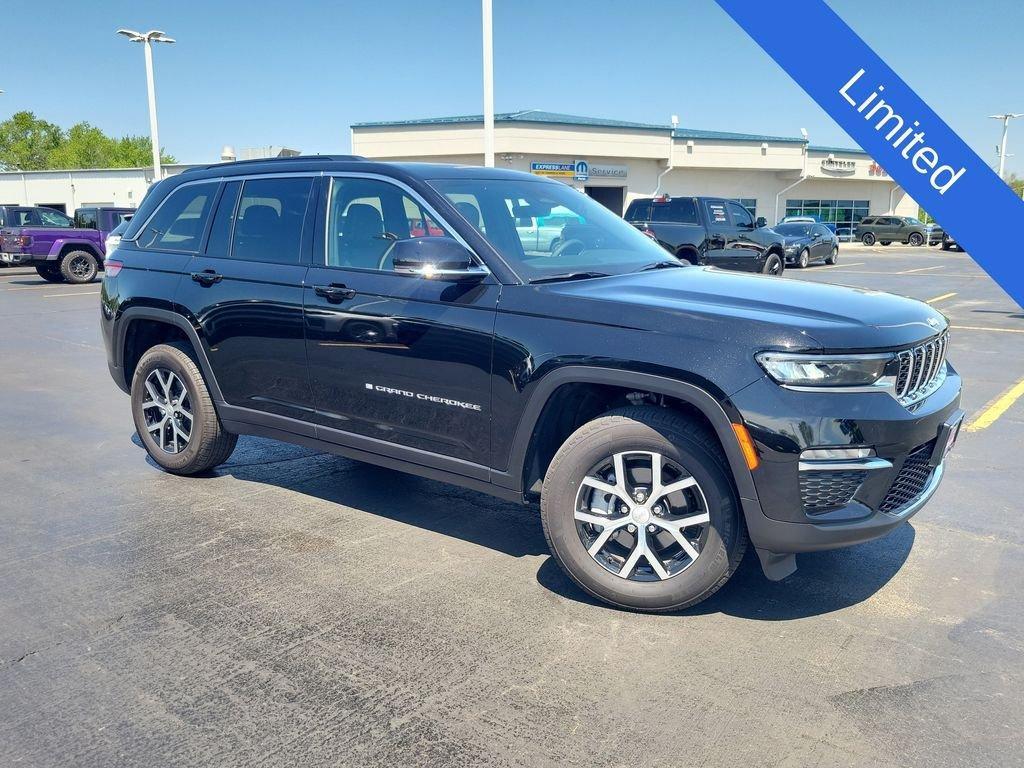 used 2025 Jeep Grand Cherokee car, priced at $40,899