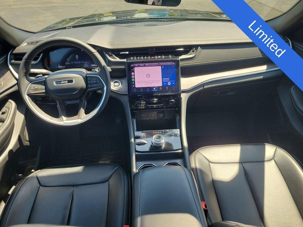 used 2025 Jeep Grand Cherokee car, priced at $40,899