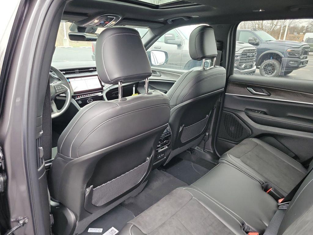 new 2026 Jeep Grand Cherokee L car, priced at $43,716
