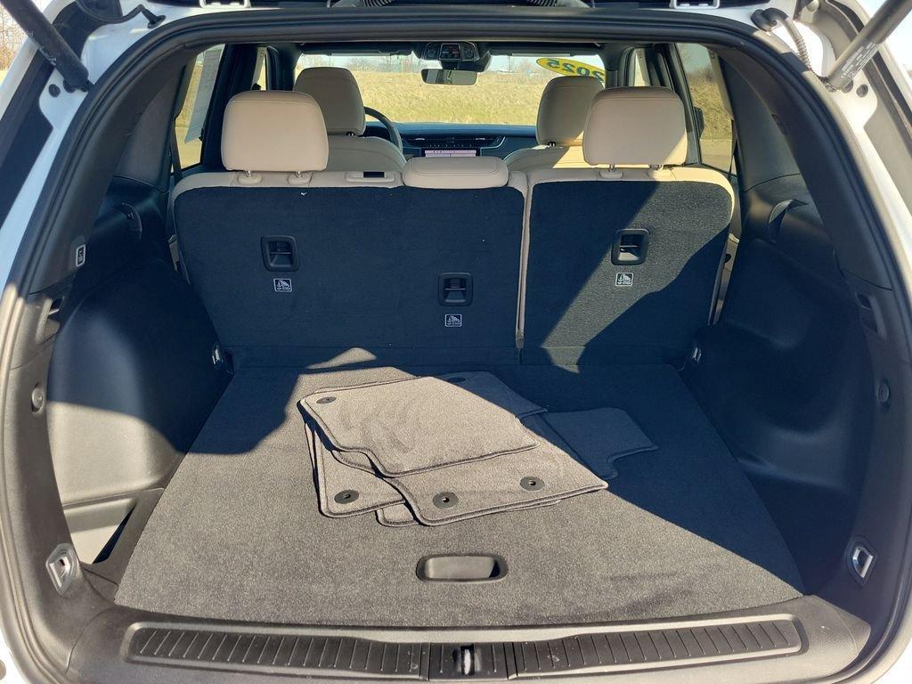 used 2025 Jeep Grand Cherokee car, priced at $41,319