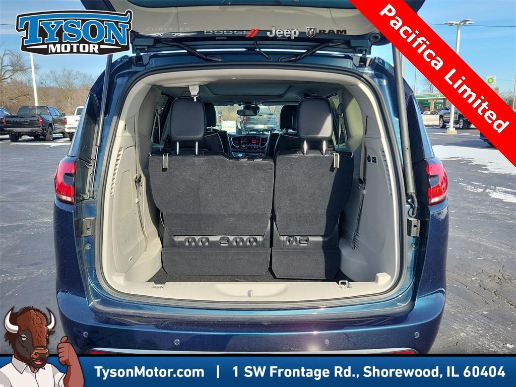 used 2023 Chrysler Pacifica car, priced at $34,777