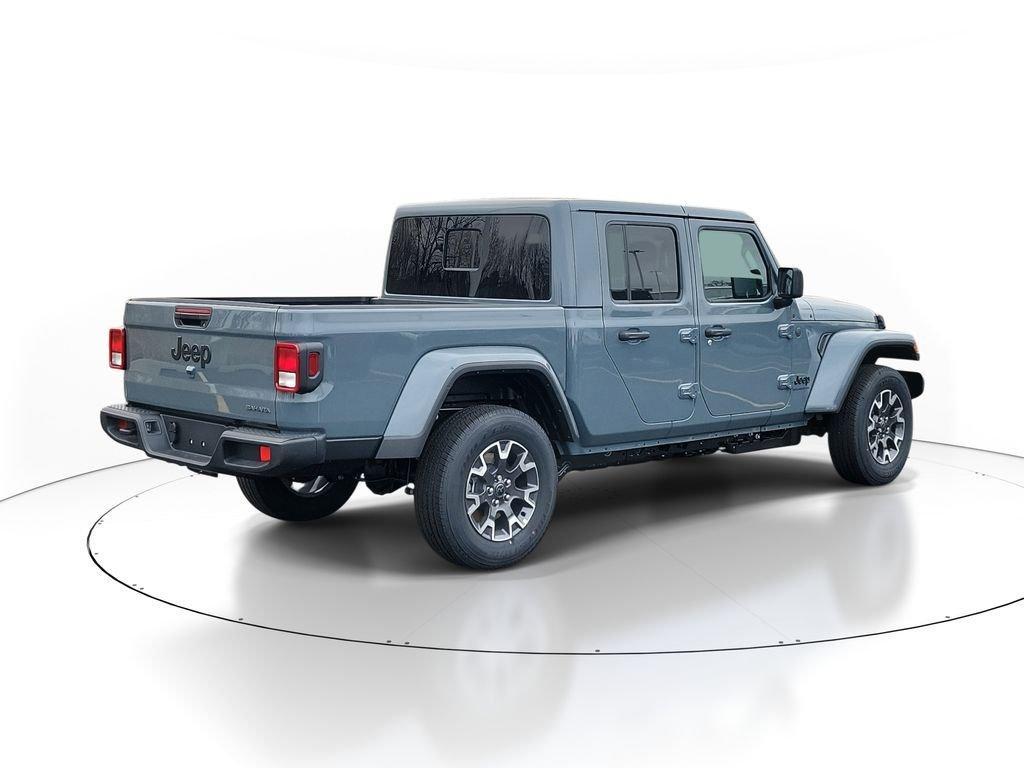 new 2026 Jeep Gladiator car, priced at $47,471