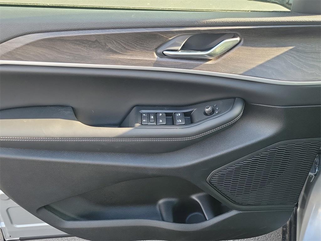 new 2026 Jeep Grand Cherokee car, priced at $48,025