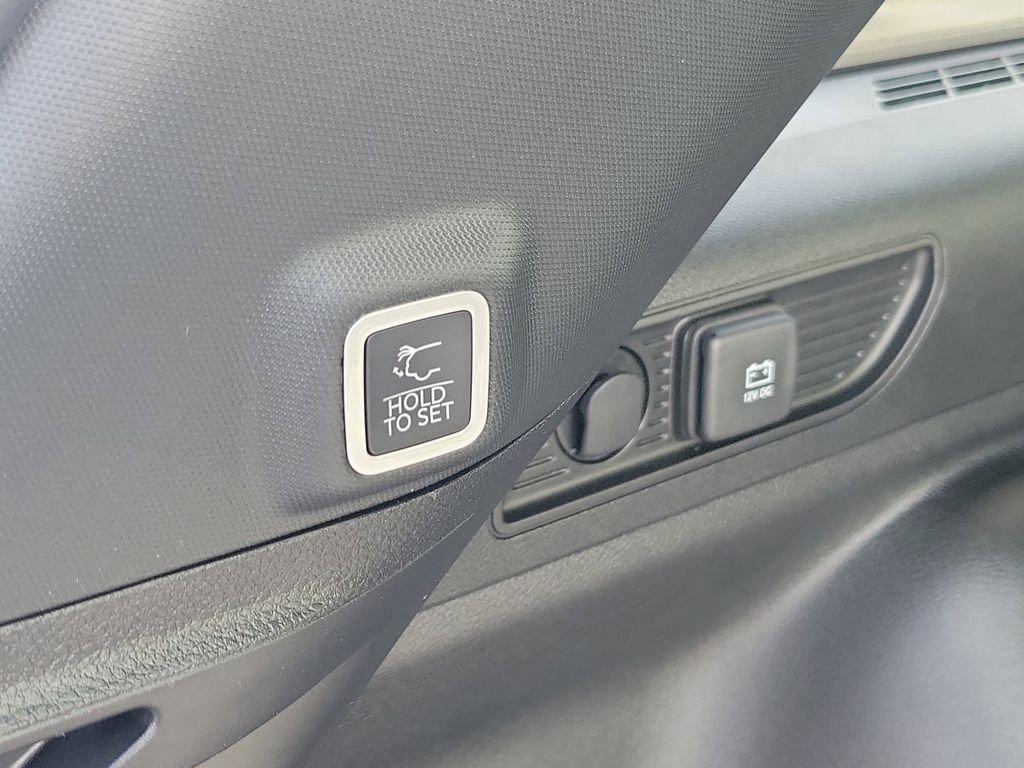 new 2026 Jeep Grand Cherokee car, priced at $47,626