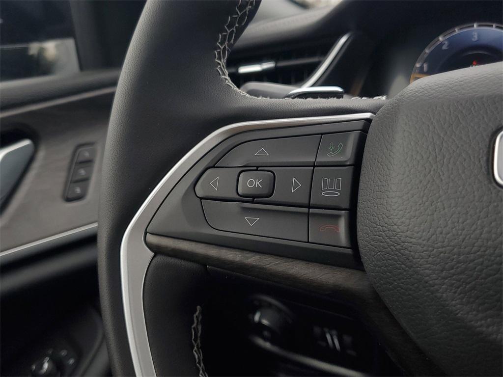 new 2025 Jeep Grand Cherokee car, priced at $50,985