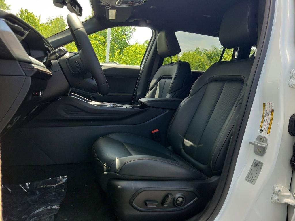new 2026 Jeep Cherokee car, priced at $41,398