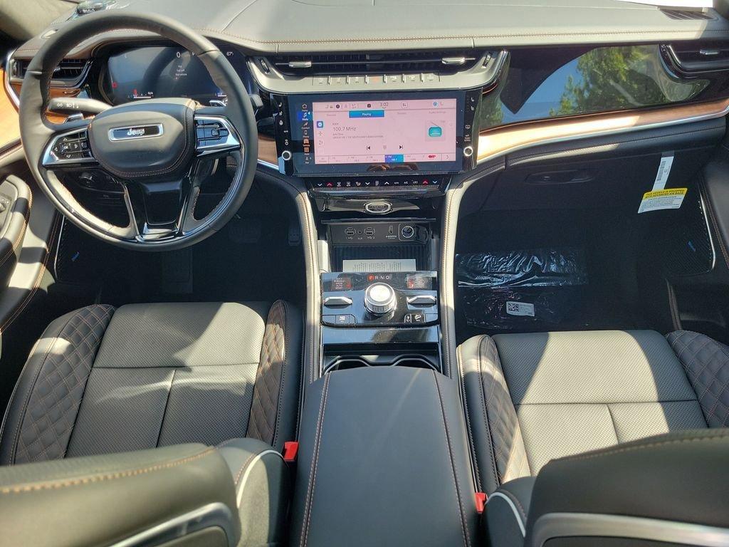 new 2026 Jeep Grand Cherokee car, priced at $61,919