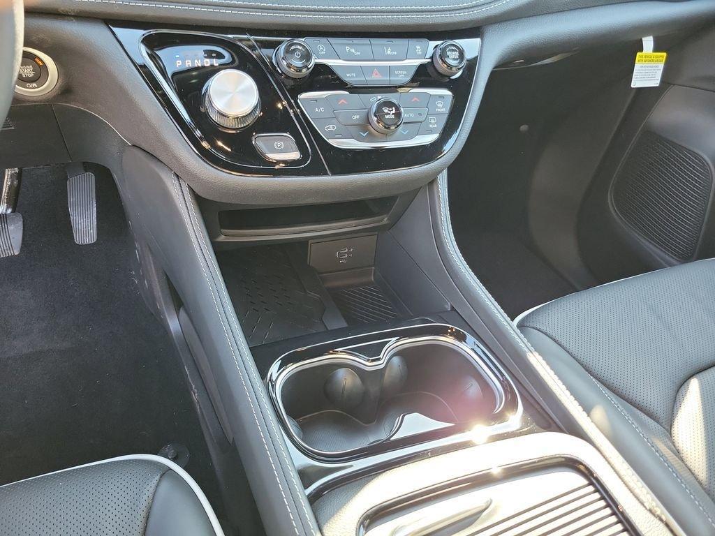 new 2026 Chrysler Pacifica car, priced at $52,877