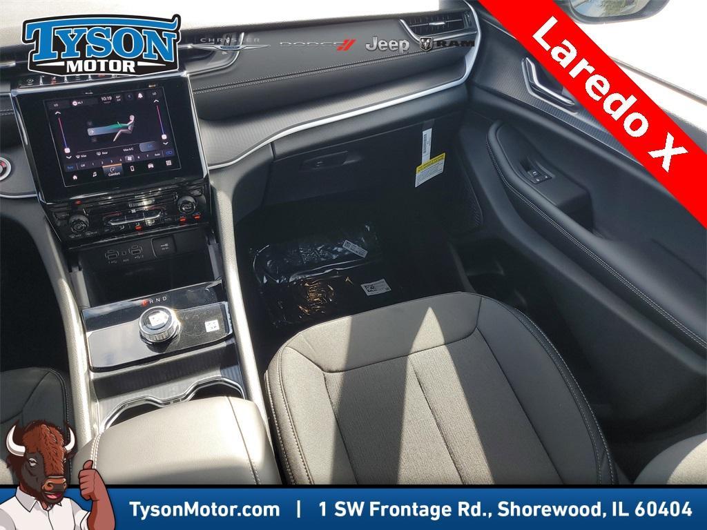 new 2025 Jeep Grand Cherokee car, priced at $37,243