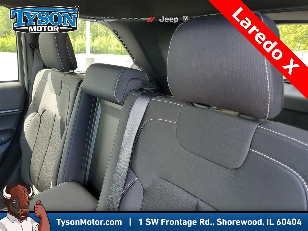 new 2025 Jeep Grand Cherokee car, priced at $37,243