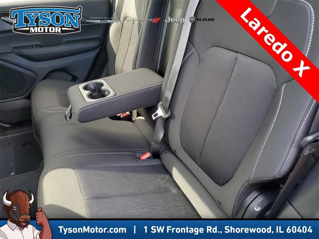 new 2025 Jeep Grand Cherokee car, priced at $37,243