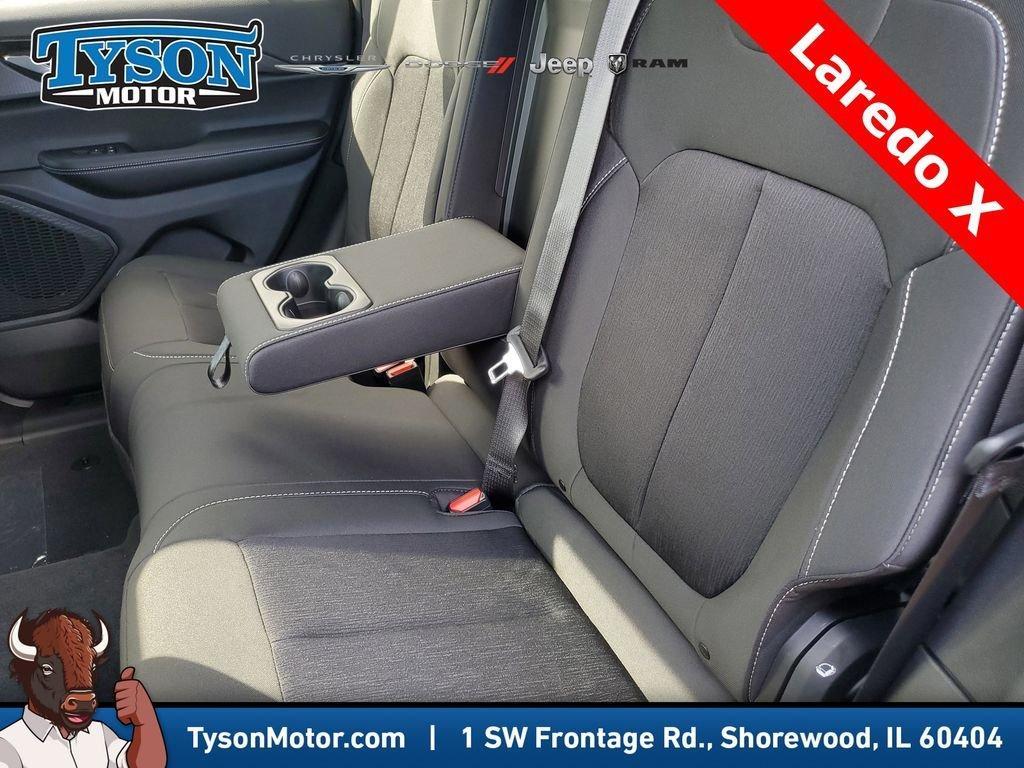 new 2025 Jeep Grand Cherokee car, priced at $34,443