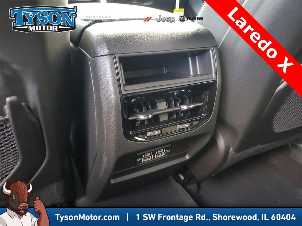 new 2025 Jeep Grand Cherokee car, priced at $37,243