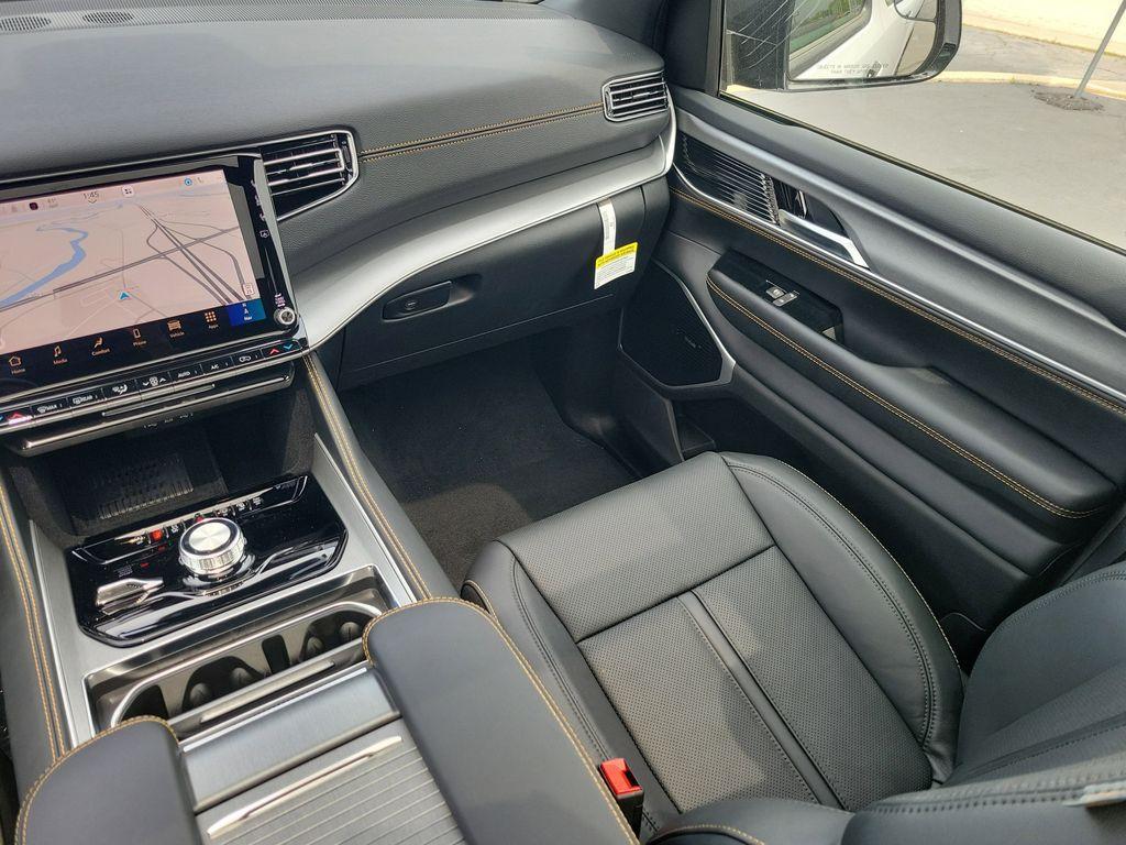 new 2026 Jeep Grand Wagoneer L car, priced at $81,785
