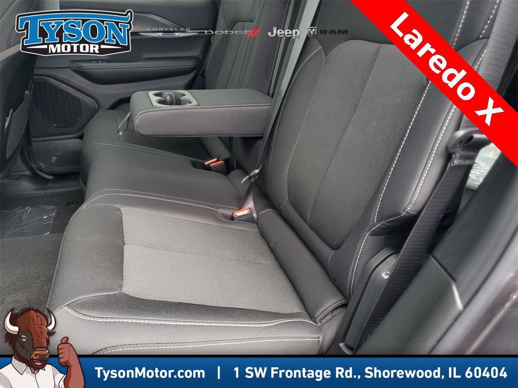 new 2025 Jeep Grand Cherokee car, priced at $37,339