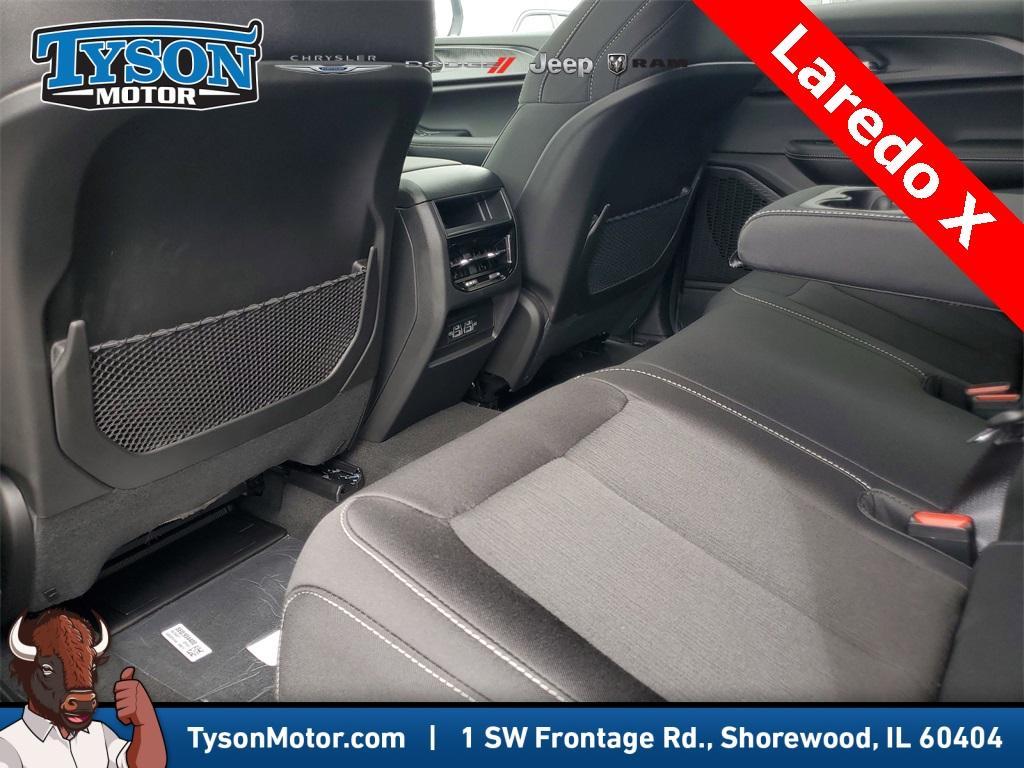 new 2025 Jeep Grand Cherokee car, priced at $37,339