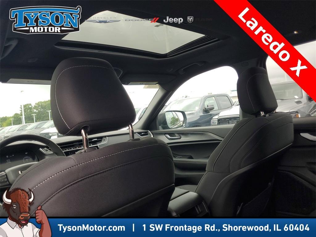 new 2025 Jeep Grand Cherokee car, priced at $37,339