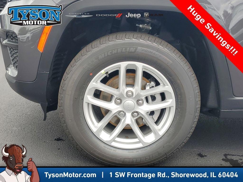 new 2025 Jeep Grand Cherokee car, priced at $36,165