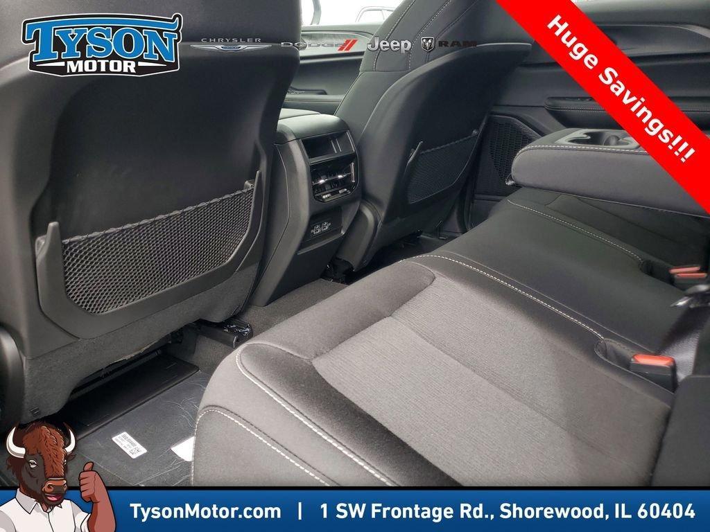 new 2025 Jeep Grand Cherokee car, priced at $36,165