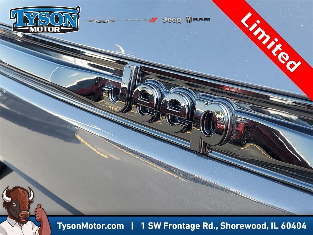 new 2025 Jeep Grand Cherokee car, priced at $49,994