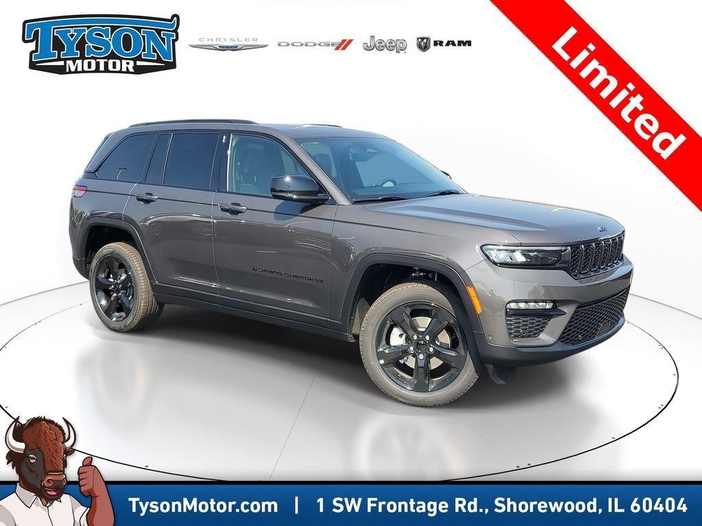 new 2025 Jeep Grand Cherokee car, priced at $49,744