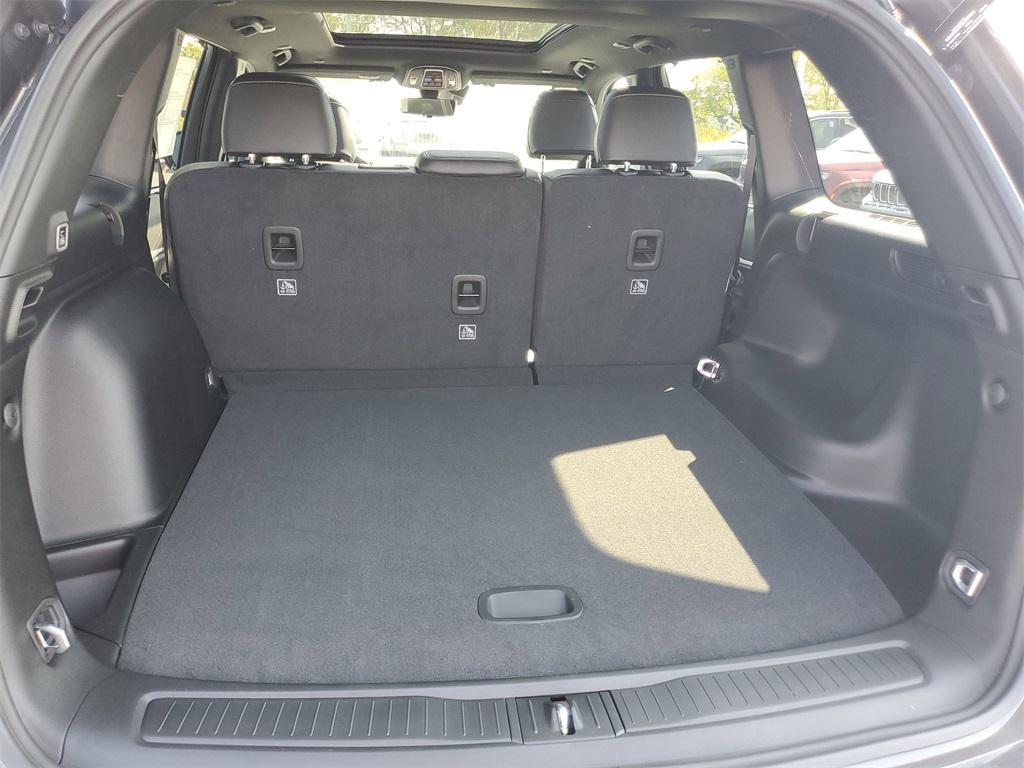 new 2025 Jeep Grand Cherokee car, priced at $43,294