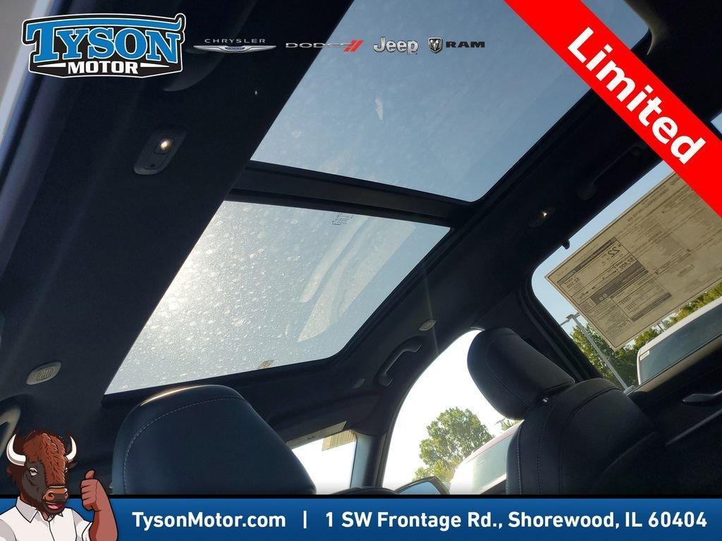 new 2025 Jeep Grand Cherokee car, priced at $45,958