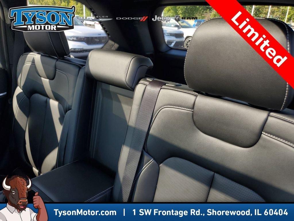 new 2025 Jeep Grand Cherokee car, priced at $45,958