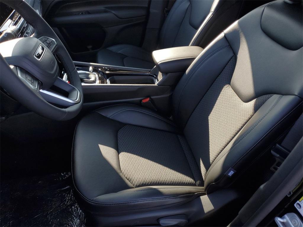 new 2026 Jeep Compass car, priced at $28,580