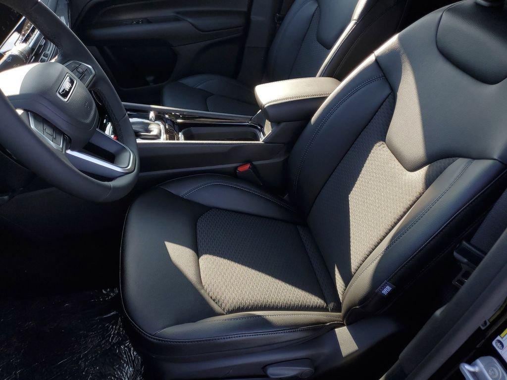 new 2026 Jeep Compass car, priced at $33,223
