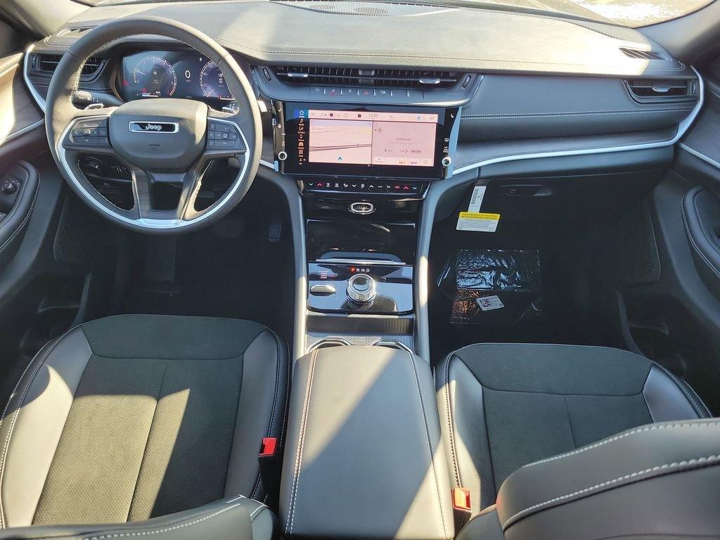 new 2026 Jeep Grand Cherokee car, priced at $42,241