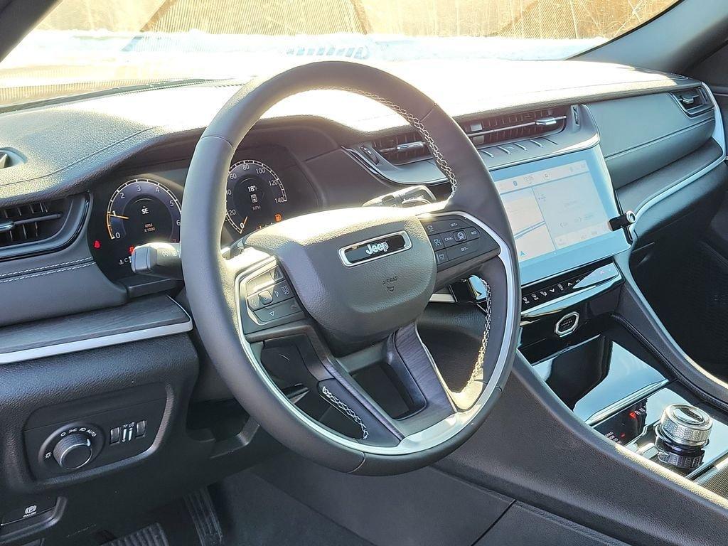 new 2026 Jeep Grand Cherokee car, priced at $42,241