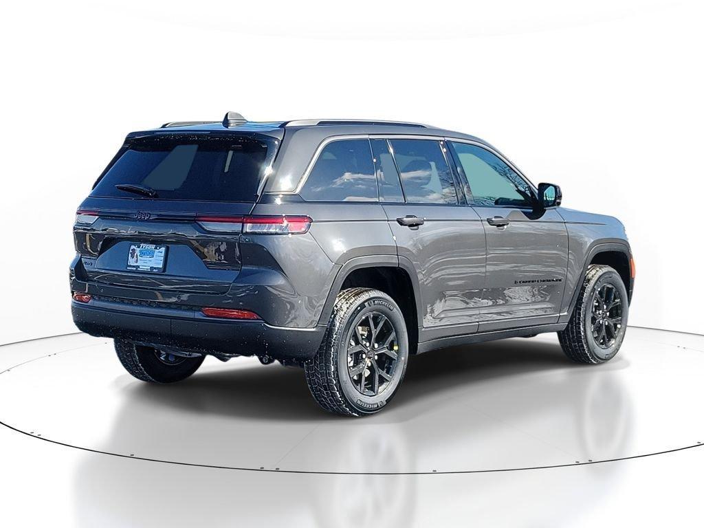 new 2026 Jeep Grand Cherokee car, priced at $42,241