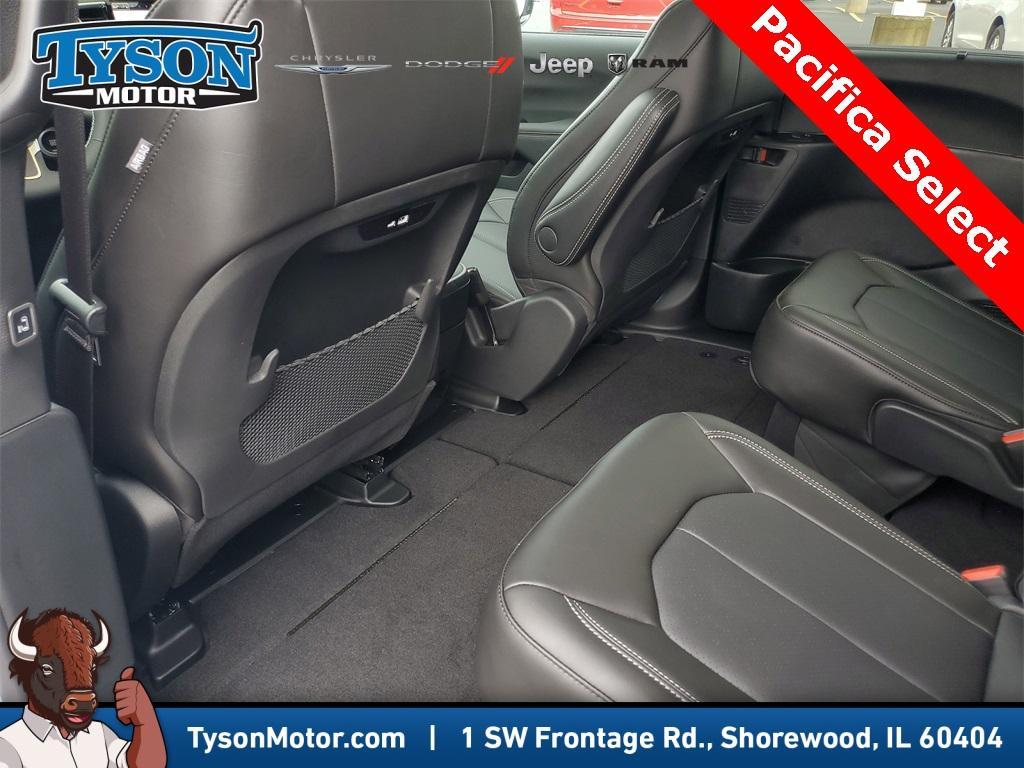 new 2026 Chrysler Pacifica car, priced at $42,556