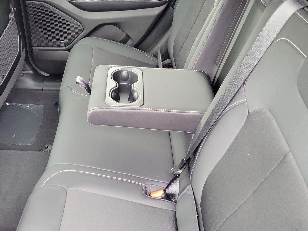 new 2026 Jeep Grand Cherokee car, priced at $44,596