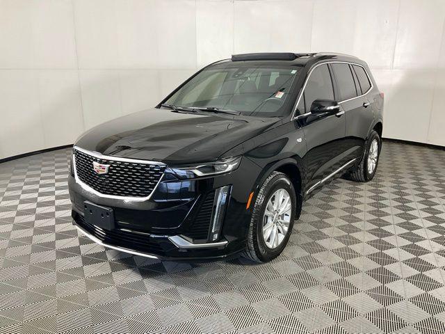 used 2025 Cadillac XT6 car, priced at $43,885