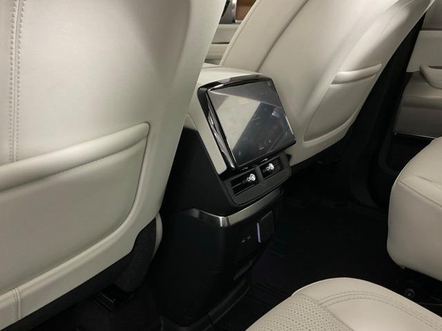 new 2026 Cadillac VISTIQ car, priced at $76,065