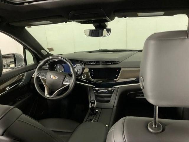 used 2025 Cadillac XT6 car, priced at $60,907