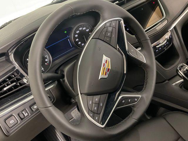 new 2025 Cadillac XT5 car, priced at $60,290