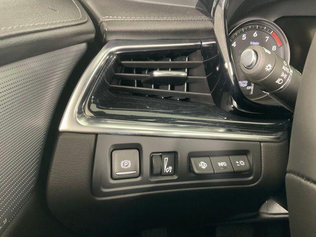 new 2025 Cadillac XT5 car, priced at $60,290