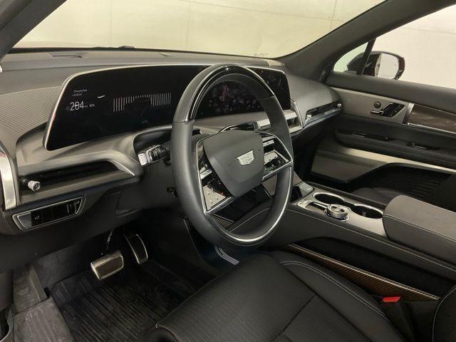 new 2026 Cadillac VISTIQ car, priced at $78,610