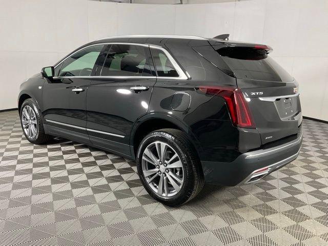 used 2025 Cadillac XT5 car, priced at $45,607