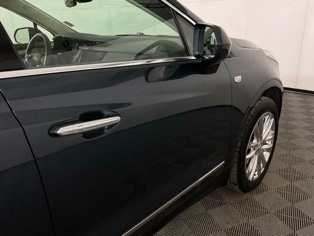 used 2019 Cadillac XT5 car, priced at $17,516