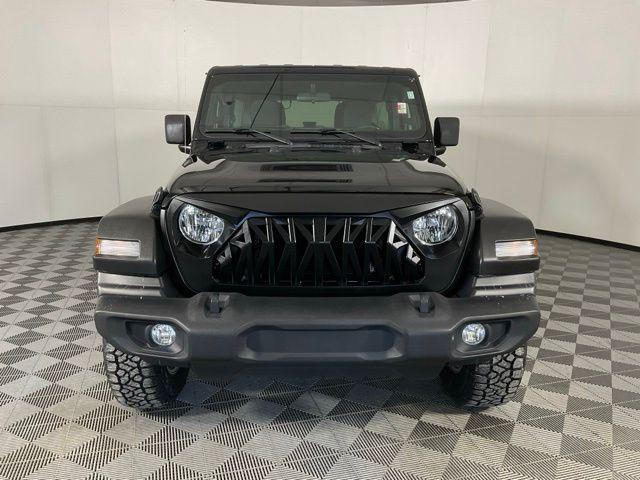 used 2019 Jeep Wrangler Unlimited car, priced at $23,162