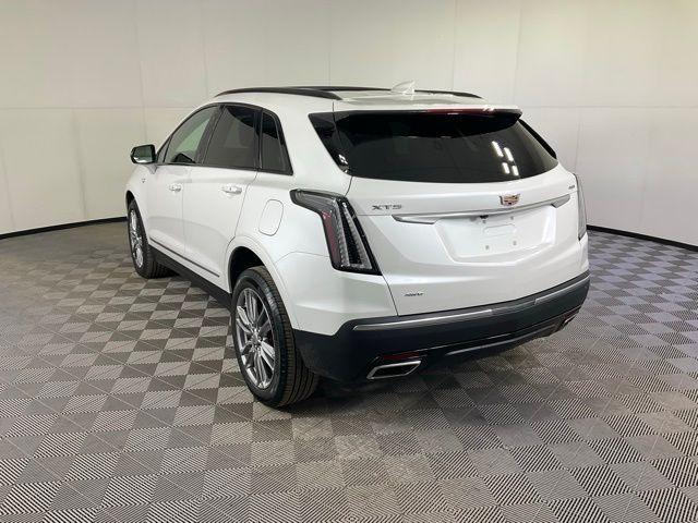 used 2025 Cadillac XT5 car, priced at $49,704