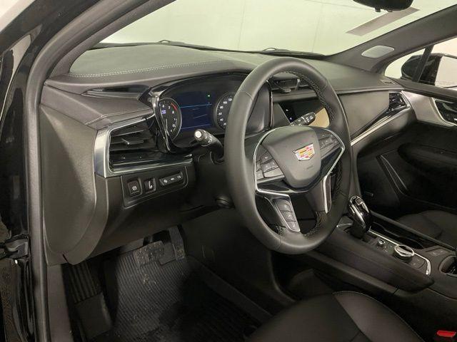 new 2026 Cadillac XT5 car, priced at $60,214