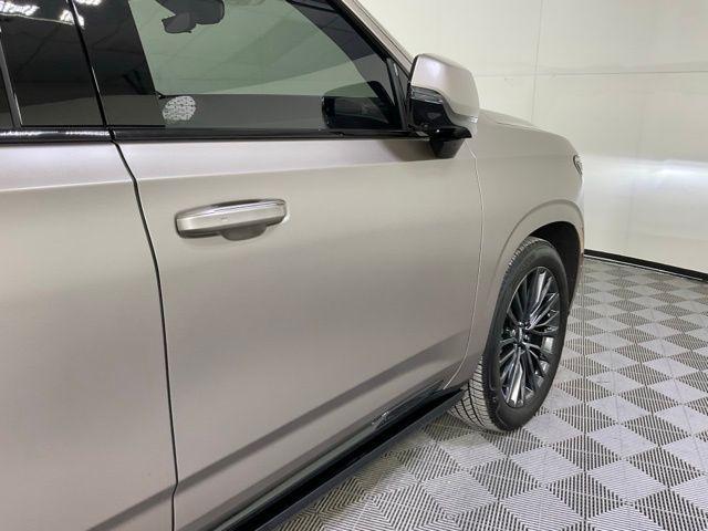 used 2025 Cadillac Escalade ESV car, priced at $125,040