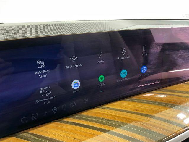 used 2025 Cadillac Escalade ESV car, priced at $125,040